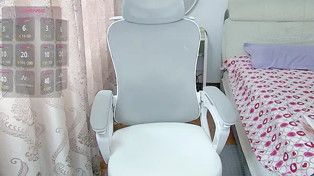 Baomi stripchat live cam model