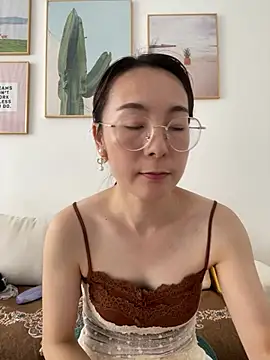 you-520 stripchat live cam model