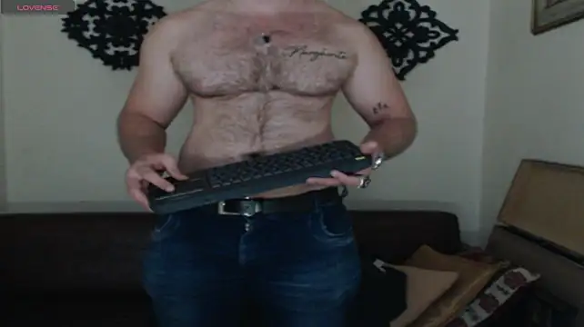 TONY_WHITE_7 stripchat live cam model