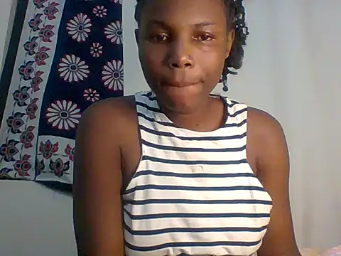 Fine_baby0001 stripchat live cam model