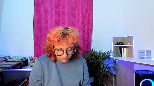 Just_Miku stripchat live cam model