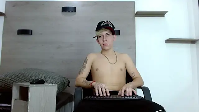Gaeliitto stripchat live cam model