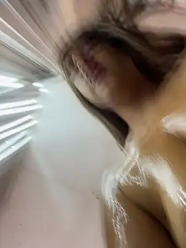 MiaAndrade stripchat live cam model