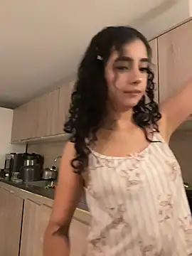 RosseMelody stripchat live cam model