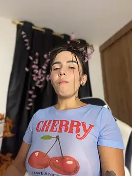 ScarletDarkMuse stripchat live cam model