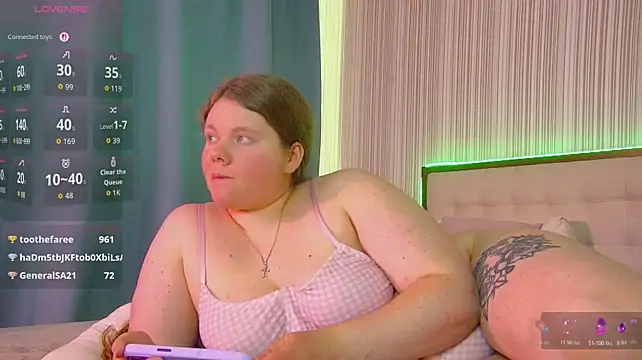 RubyValen stripchat live cam model