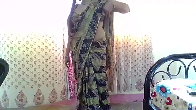 NautyBabe stripchat live cam model
