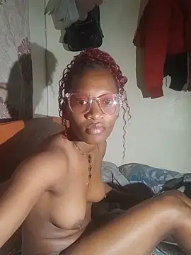 Brooklynebony stripchat live cam model