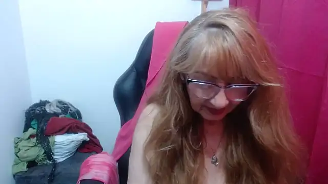 KarimaSarabe stripchat live cam model