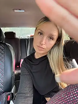 StasyWood stripchat live cam model