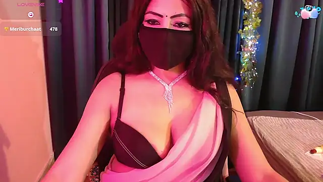 Aashiya- stripchat live cam model