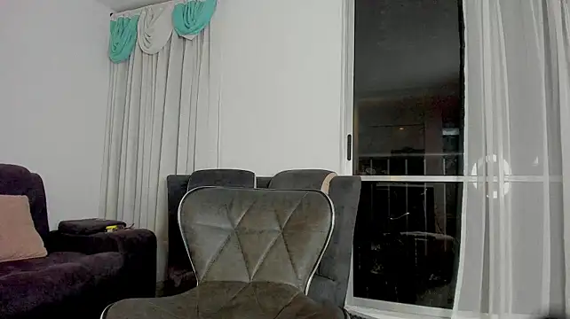 davis_alx1 stripchat live cam model