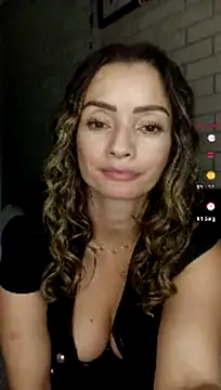 Loly_Horny stripchat live cam model