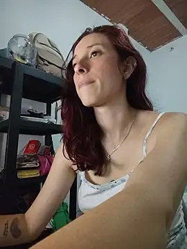 Danysca stripchat live cam model