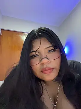 Cannella_0 stripchat live cam model