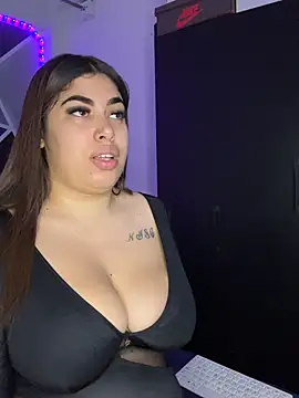 jazminslut stripchat live cam model