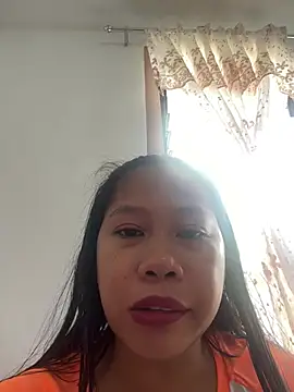 Pilipinalyn23 stripchat live cam model