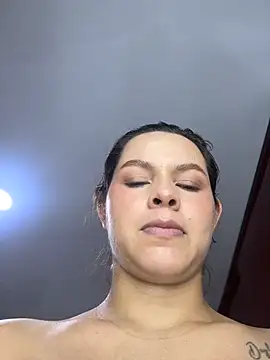 miacarrot stripchat live cam model