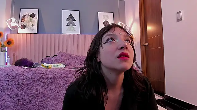 Nina_Ford stripchat live cam model