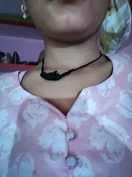 Janvi_Jaitly stripchat live cam model