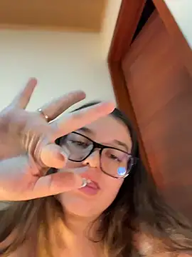 Aphrill stripchat live cam model
