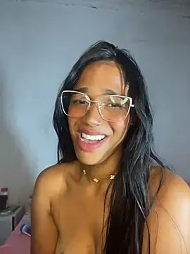 FlorSalvaje_ stripchat live cam model