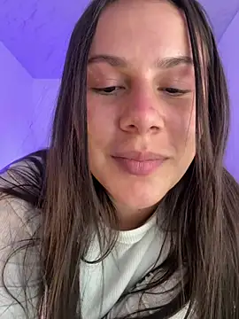 Ivonny_Goldie stripchat live cam model