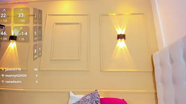 IVONNEREYES stripchat live cam model