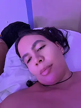 valentinaEliott stripchat live cam model