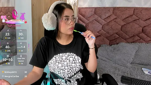 IamSussan stripchat live cam model