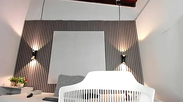 Zafiiraa stripchat live cam model