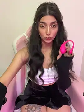 Felicia_smok3 stripchat live cam model