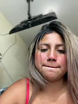 -Adrilux- stripchat live cam model