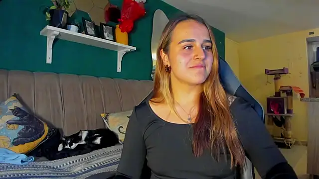 evy_orange1 stripchat live cam model