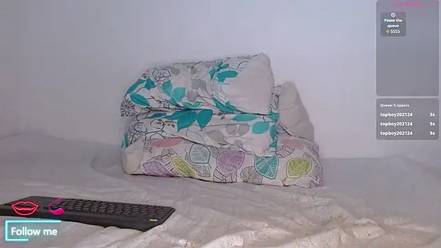 bear_97s stripchat live cam model