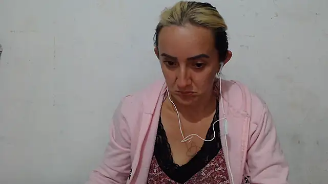 DeepAnal07 stripchat live cam model