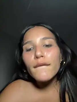 the_queen_of_street stripchat live cam model