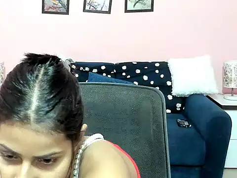 dumbledora stripchat live cam model