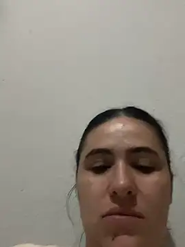 IvettSt_ stripchat live cam model