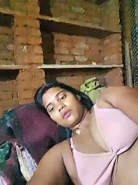 Soniya-Love-143 stripchat live cam model