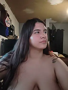 Carandrew stripchat live cam model