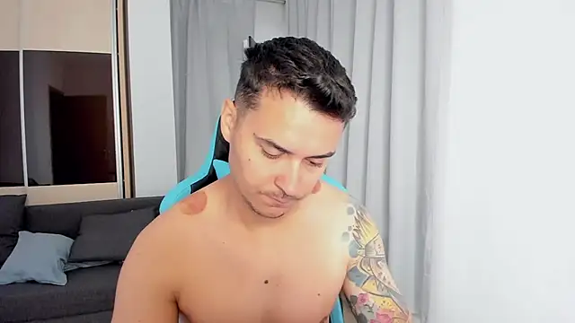 MatMalonne stripchat live cam model