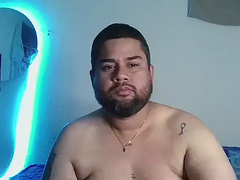 GABRIELGARCIA1313 stripchat live cam model