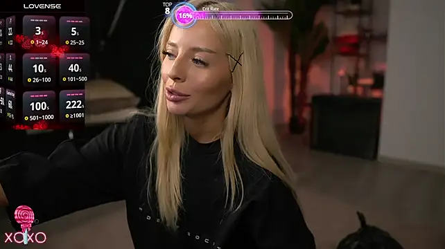 SerenaNoir stripchat live cam model