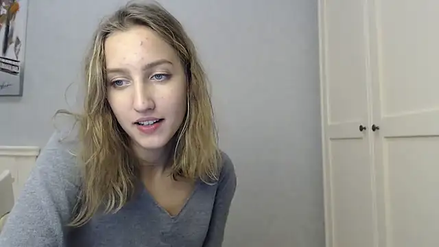 retordo stripchat live cam model