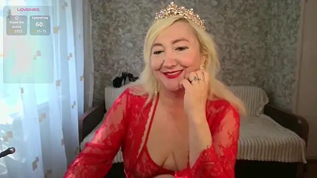 LadyKriss stripchat live cam model