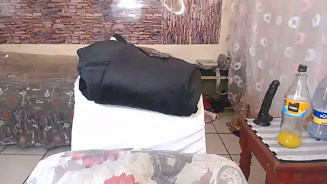 Moiii_Lekker_Meddei stripchat live cam model