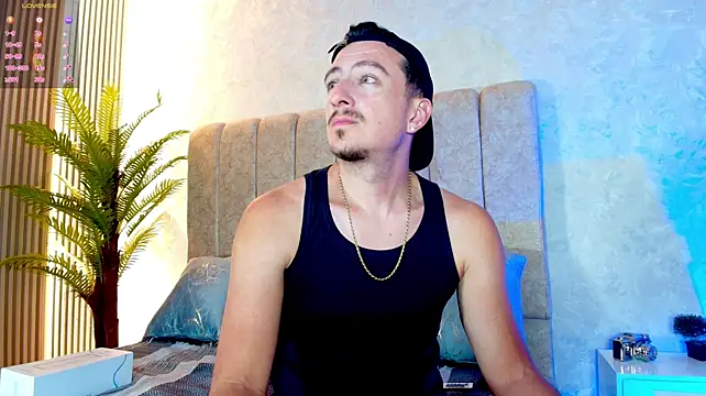 May_Lyonheart stripchat live cam model