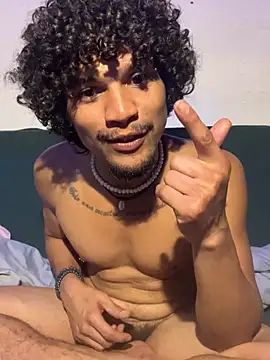 Myke_gon stripchat live cam model