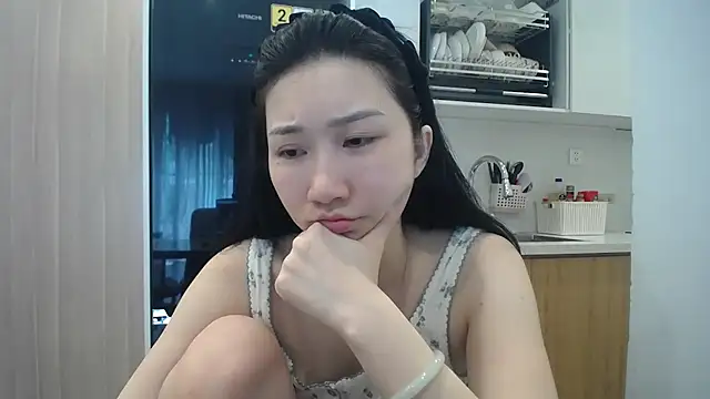 Asiagirll stripchat live cam model